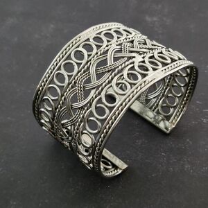 Cuff Bracelet Silver Tone Boho Metal Wire